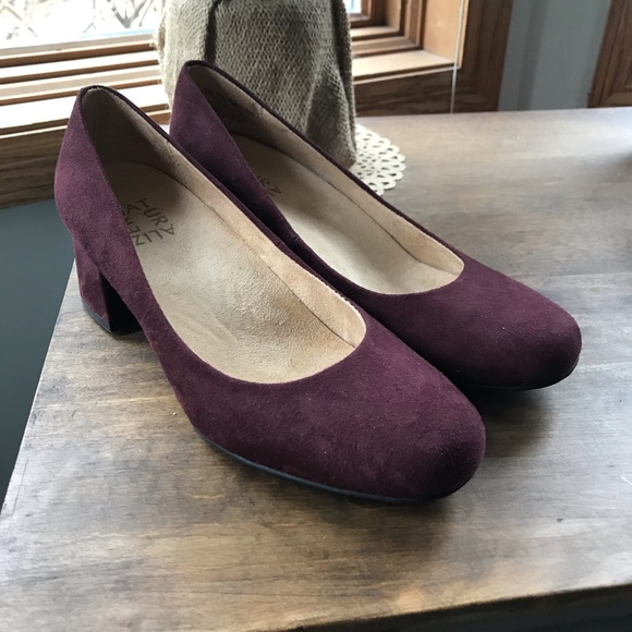 Naturalizer Faux Suede Wine Pumps - Picture 1 of 7